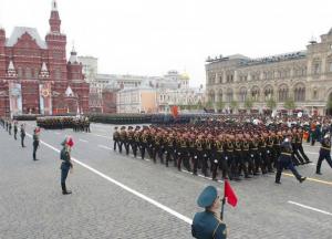 В РФ сотни военных заразились коронавирусом на репетициях парада 
