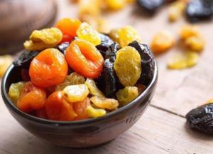 Доктор Комаровский назвал единственную полезную сладость для детей