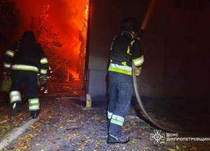 Кам'янське атакував рій шахедів: більше 20 дронів били по місту, повністю зникли світло та вода (відео)