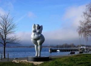 Кардиологи назвали неожиданные плюсы лишнего веса для здоровья