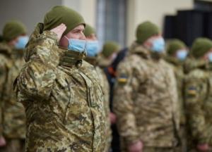 Кабмин анонсировал повышение пенсий военным: кто и какую доплату получит