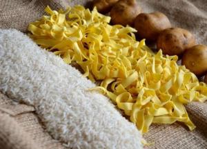 Медики назвали три продукта, провоцирующие рак 