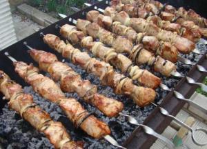 Диетолог поделился секретом приготовления полезного шашлыка