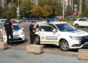 В центре Киева мужчина на Hyundai сбил копа. Полиция ввела план "Перехват" (фото)
