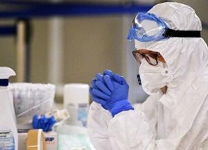 На Тернопольщине нашли выход, как защитить врачей от заражения COVID-19