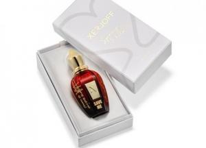 Гитарист Queen выпустил духи с запахом барсука (фото)