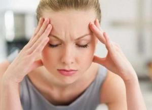 Врачи объяснили, какой вид головной боли нуждается в обследовании