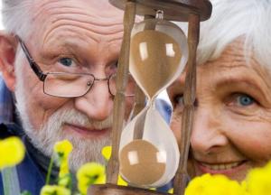 Медики назвали 5 изменений с телом, которые говорят о наступившей старости