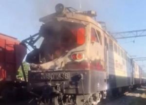 "Росія буде палати. Ми знищимо...": на Одещині дрон РФ вдруге за день атакував пасажирський поїзд (відео)