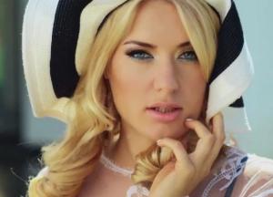 Ольга Горбачева показала стройную фигуру в купальнике (фото)