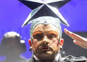 Непогода в Киеве: ливень застал врасплох Верку Сердючку (фото)