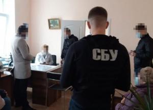 В Киеве двое медиков "погорели" на вымогательстве взятки за присвоение группы инвалидности