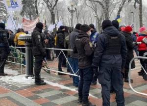 В центре Киева усилили меры безопасности