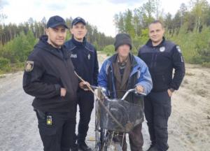 Заблукалого пенсіонера знайшли за 50 кілометрів від дому на Житомирщині