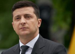 Зеленский подписал закон о защите украинцев от произвола коллекторов