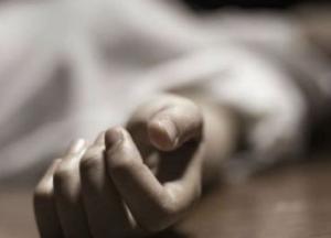 В Винницкой области мужчина забил до смерти сожительницу деревянным топорищем