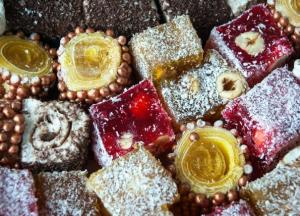 Медики назвали безопасное количество употребления сладостей