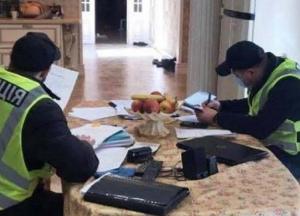 В Киеве мошенники присваивали квартиры, незаконно удерживая их владельцев