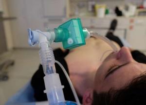 Медики объяснили, как укреплять легкие до и после коронавируса