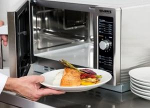 Эксперты назвали продукты, которые запрещено разогревать в микроволновке