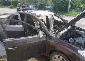 Под Киевом взорвался автомобиль с ребенком внутри
