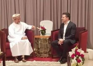 Зеленского заподозрили во встрече с Сурковым в Омане, указав на странные детали его визита (видео)