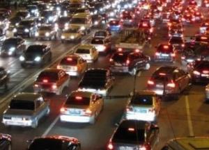 Киев сковали многочисленные вечерние пробки (карта)