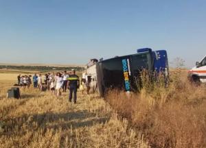 У Румунії перекинувся автобус з 55 українцями, який їхав з Одеси (відео)