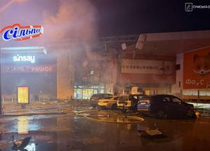 Росія вирішила повністю знищити ТРЦ "Мануфактура" у Сумах: туди знову прилетів дрон (відео)