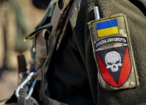 "Відсиджуватись не вийде": МЗС припинив послуги чоловікам призовного віку, вже не видають паспорти (відео)