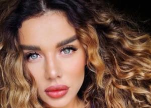 Седокова призналась, что в школе бала "уродом" (фото)