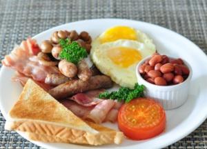 Названа главная опасность отказа от завтрака