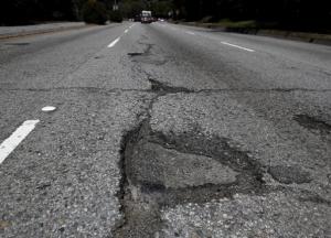 Укравтодор оценил стоимость ремонта дорог за 5 лет