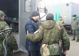 Освободили первую группу украинцев: среди пленных несколько женщин (видео)