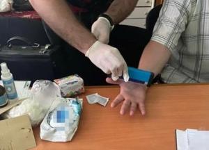 В Черкасской области чиновник геокадастра попался на взятке в $10 тысяч