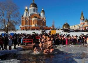 Более трех тысяч спасателей будут дежурить у водоемов на Крещение