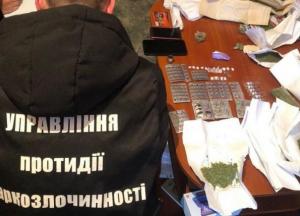 У киевлянки полицейские изъяли наркотиков на полмиллиона гривен (фото)