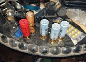 Под Херсоном мужчина устроил стрельбу из обреза и сам погиб от выстрела