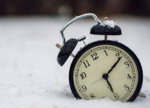 Украина ночью перейдет на зимнее время