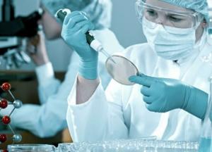 Иммунитет у переболевших коронавирусом сохраняется не менее полугода – исследование ученых