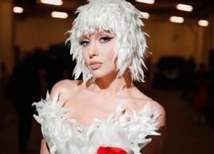 Оля Полякова удивила кардинальной сменой имиджа