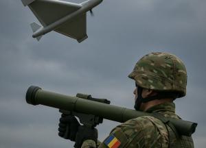 Президент Румунії підписав закон, що дозволяє військовим збивати "заблукалі" дрони РФ