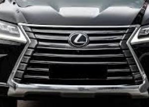 Девушка, которую сбили в центре Винницы, умерла: водителю Lexus сообщено о подозрении