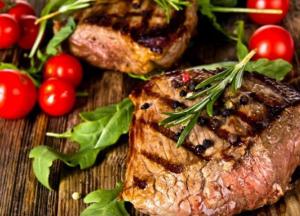 Врачи рассказали, кому категорически противопоказано мясо