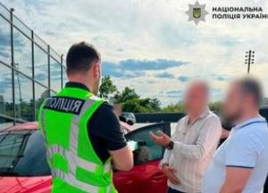 Адвоката в Києві затримали за отримання $25 000 за оформлення інвалідності