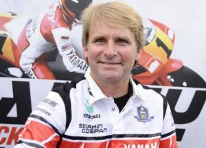 Парализованный гонщик впервые за 26 лет сел за руль мотоцикла (видео)