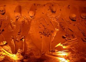 Археологи обнаружили останки древних людей со следами редкой болезни 
