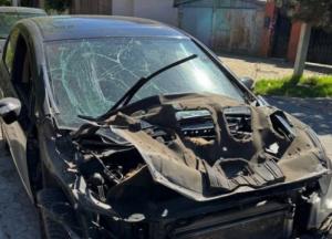 У Херсоні росіяни скинули вибухівку на автомобіль, загинула жінка з 6-річною дитиною