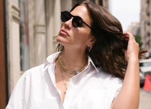 Беременная модель plus size взбудоражила сеть, показав складки и растяжки на теле (фото)