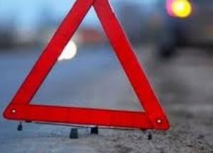 В Харькове автомобиль влетел в конвойный микроавтобус с арестантами